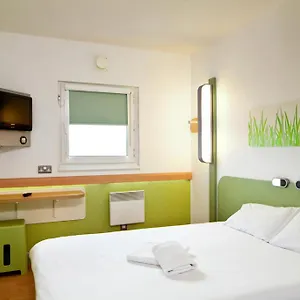 2* Отель Ibis Budget Centre Crown Point Road