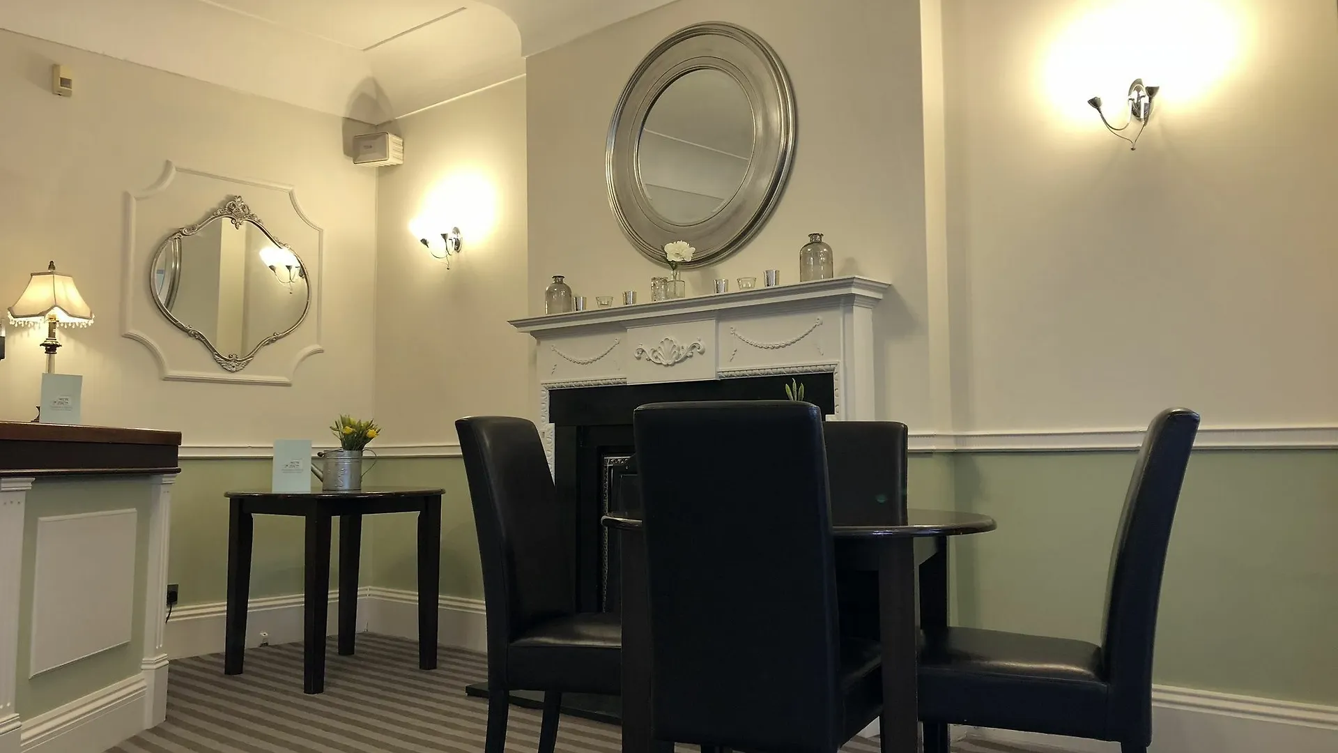 Peasehill Bed & Breakfast Лидс Великобритания